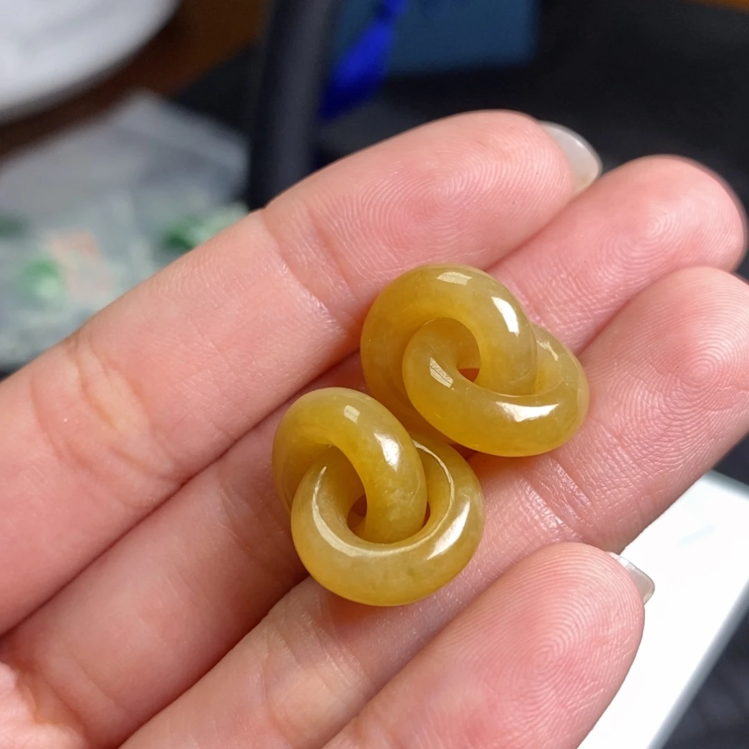 翡翠未镶嵌耳饰黄翡环环相扣