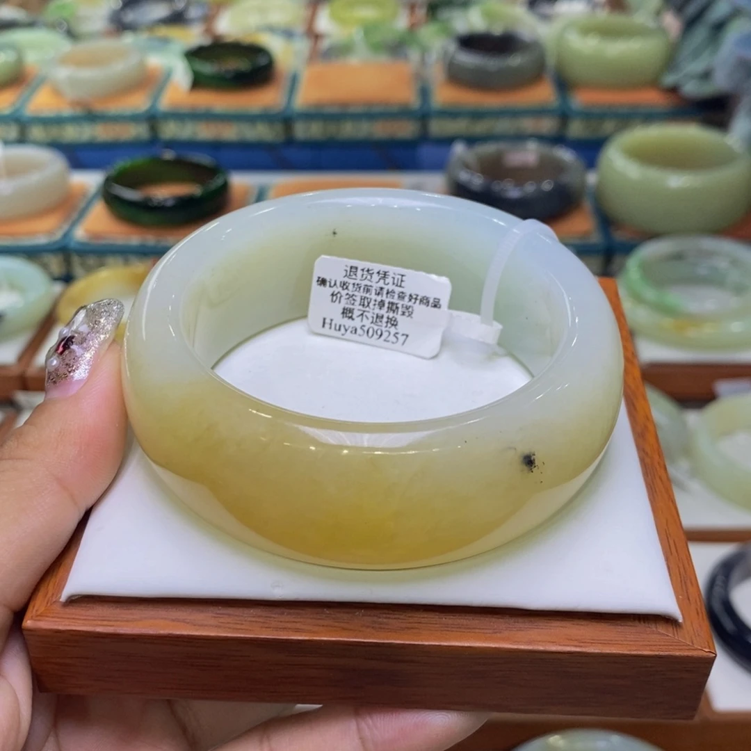 和田玉未镶嵌手镯和田玉且末糖白5859