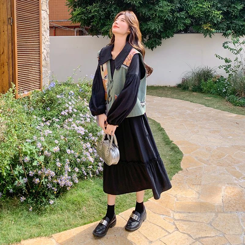 卡通马甲套装娃娃领连衣裙女春秋2025新款法式超火爆款两件套减龄