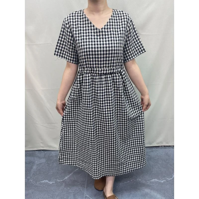 9066夏季新款V领黑白格子长款大摆时尚收腰A字连衣裙