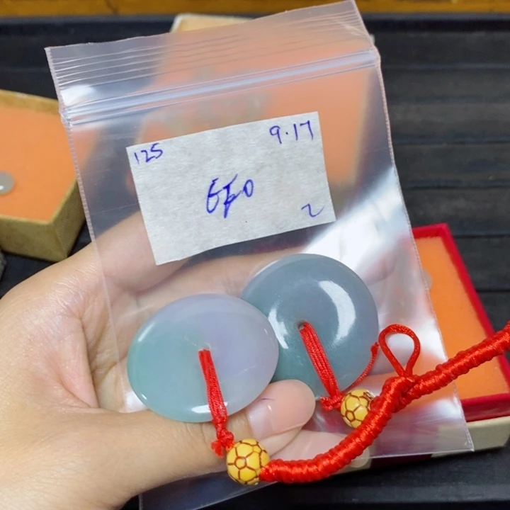 茶***友未镶嵌定制翡翠不退