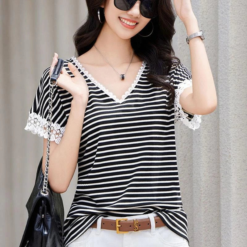 dhini蕾丝V领短袖t恤女2025年夏季新款条纹落肩袖休闲百搭上衣半