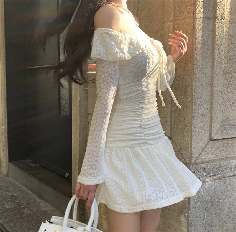 高腰喇叭袖长袖一字领短裙连衣裙辣妹设计感幂式穿搭