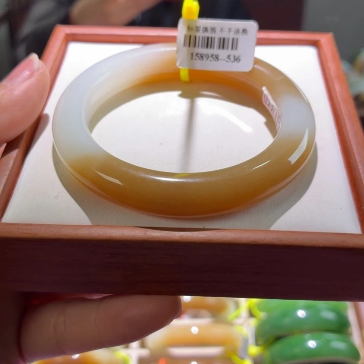 和田玉未镶嵌手镯55 53.54