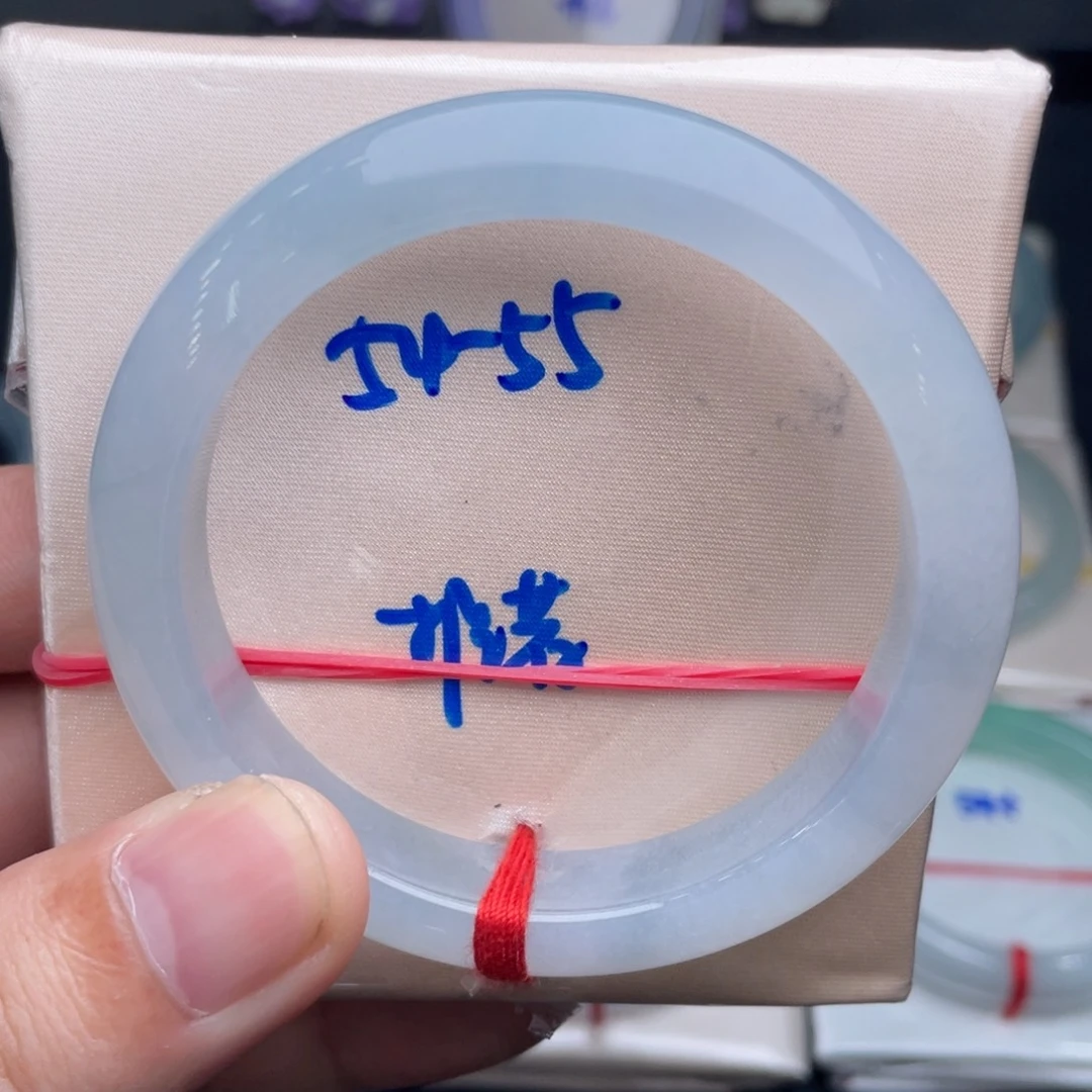 翡翠未镶嵌手镯翡翠手镯68