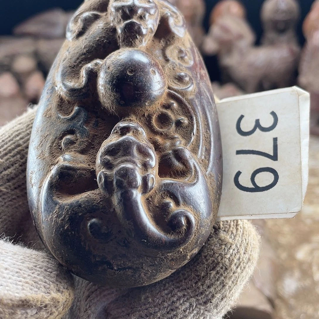 和田玉（糖玉）未镶嵌挂件