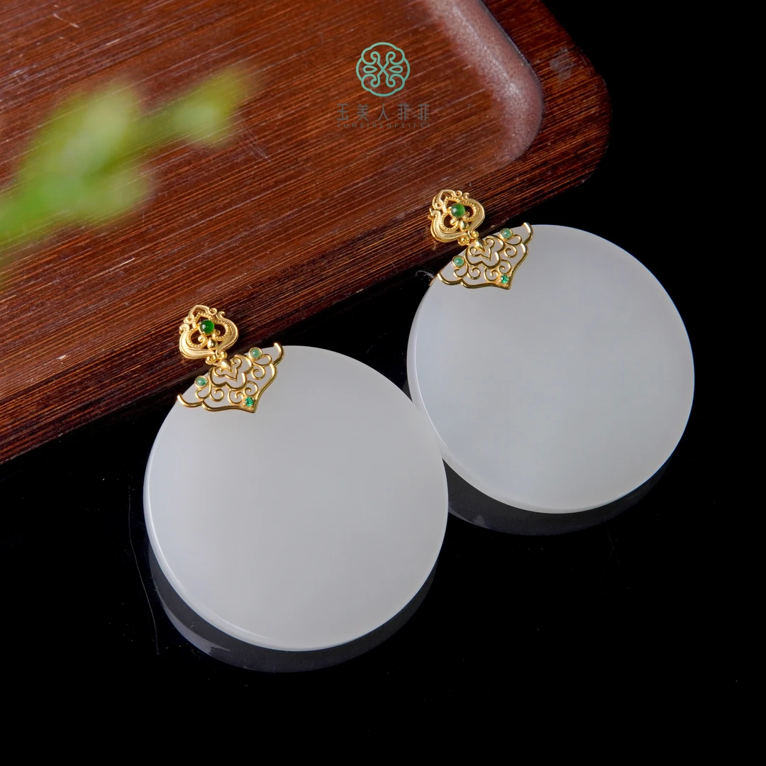 菲菲珠宝好~和田玉圆牌吊坠约50mm-多样性发一-赠绳