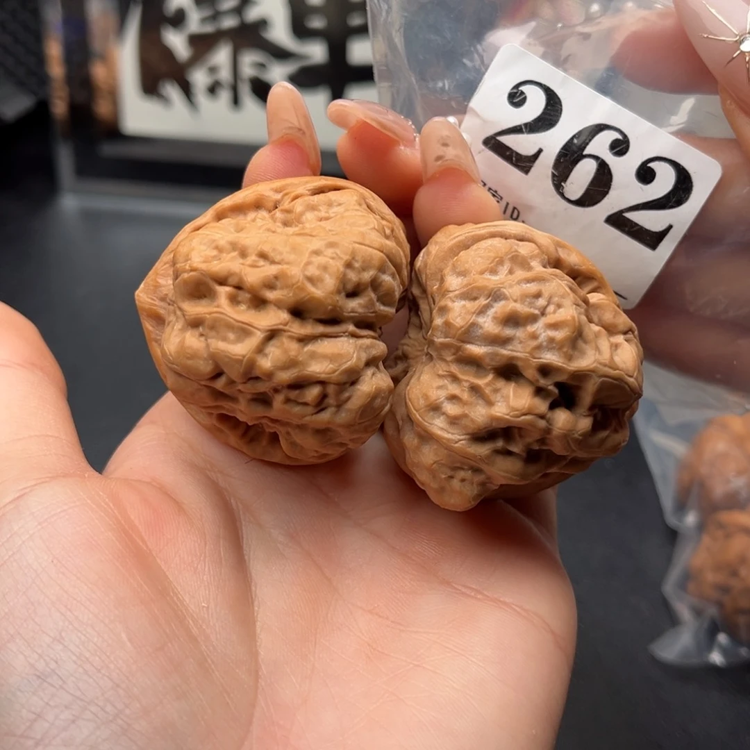 吊坠文玩核桃三角44/47/40