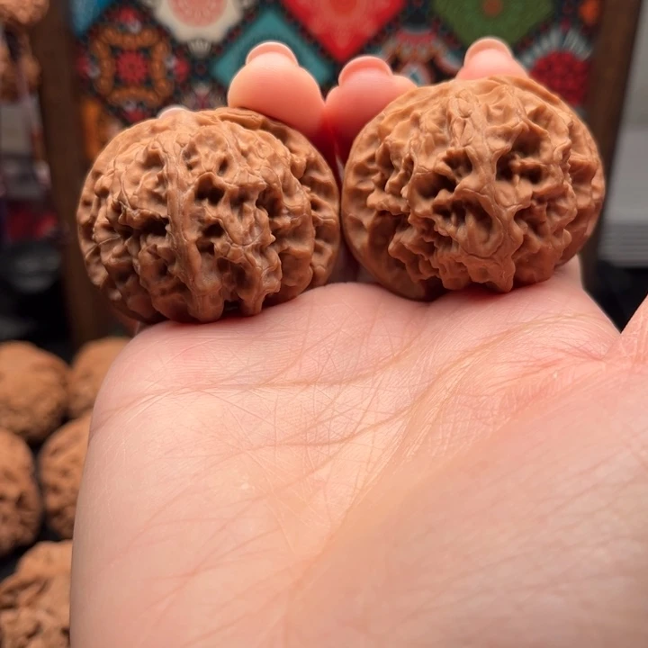 吊坠文玩核桃苹果园42