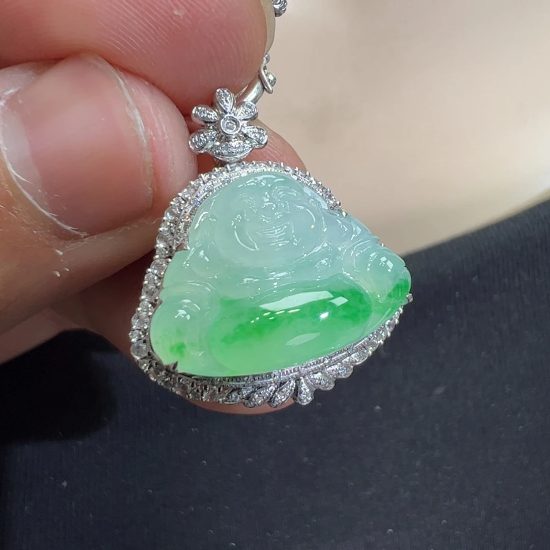 翡翠吊坠(不含链)18K金镶嵌