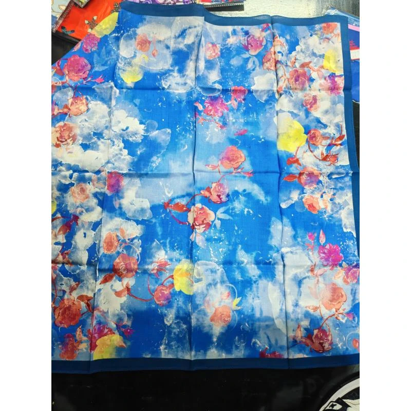 FJ005 蓝色天空玫瑰盖巾 66cm