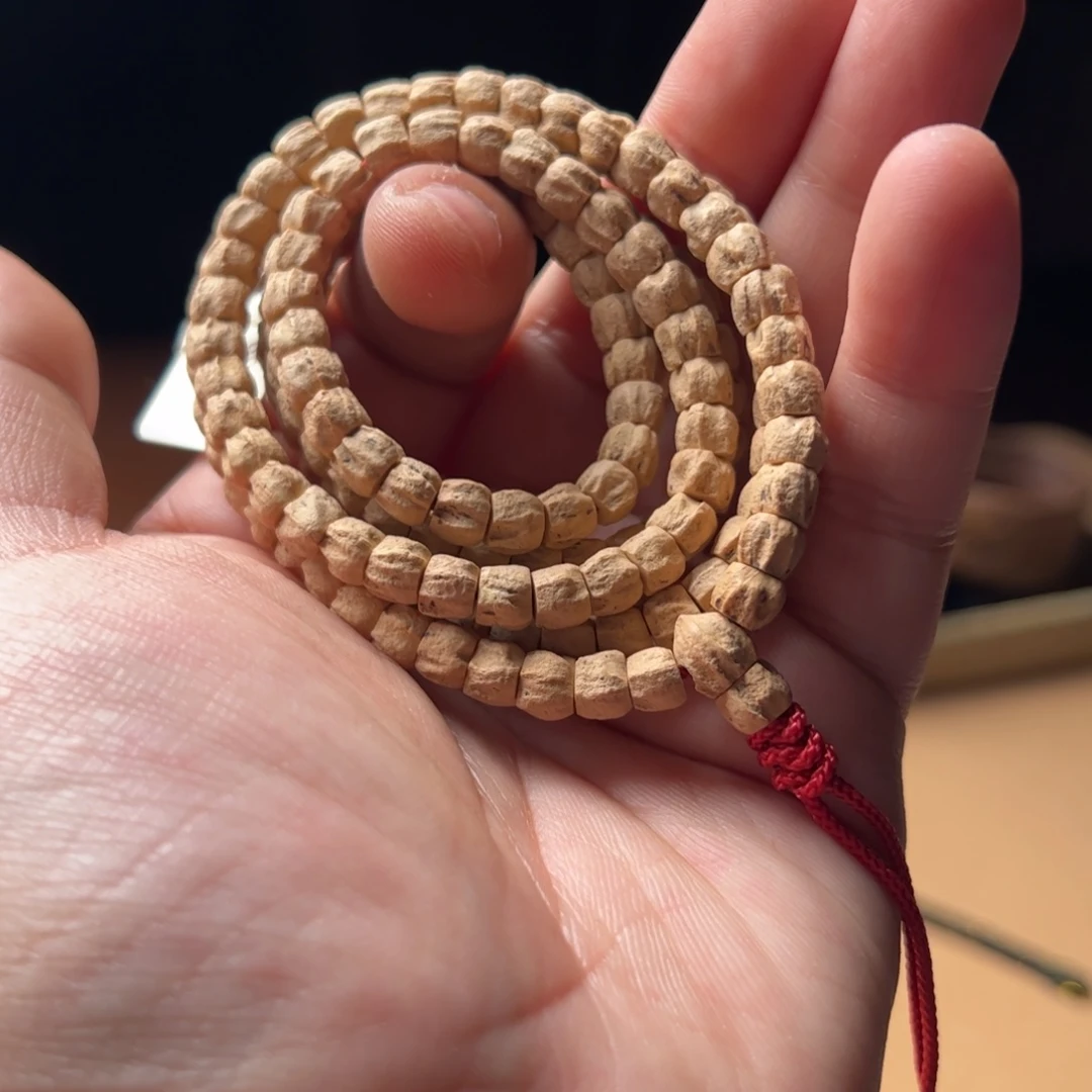 柏香籽/百香籽手串哈**.SJ117