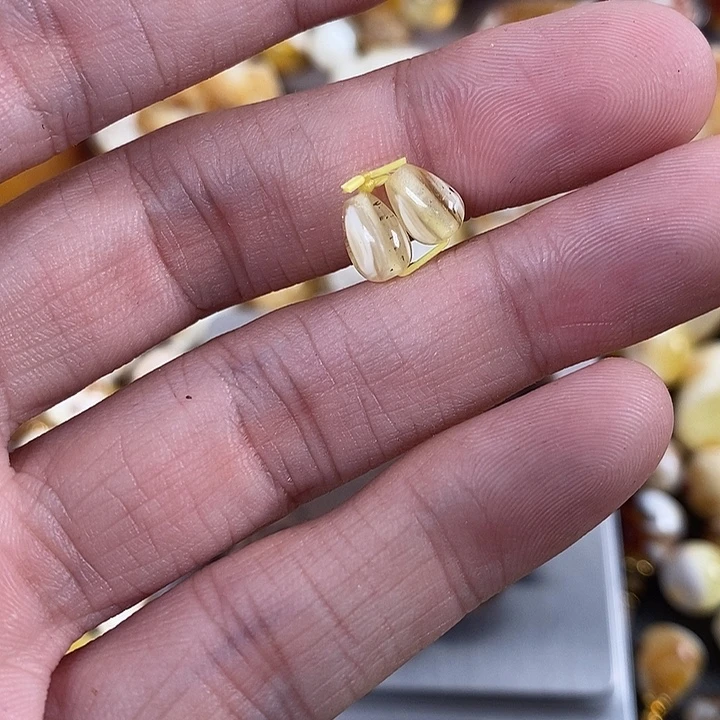 琥珀未镶嵌珠宝奇石我