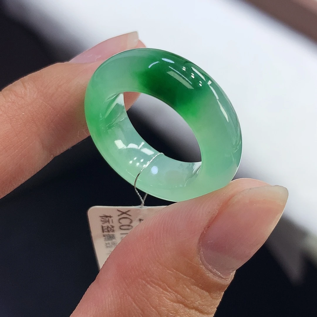 翡翠未镶嵌戒指12号