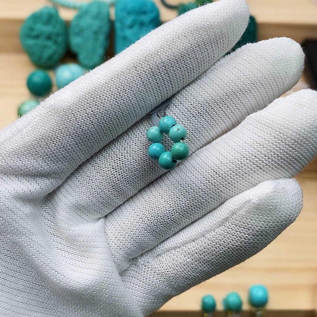 未镶嵌绿松石珠宝奇石