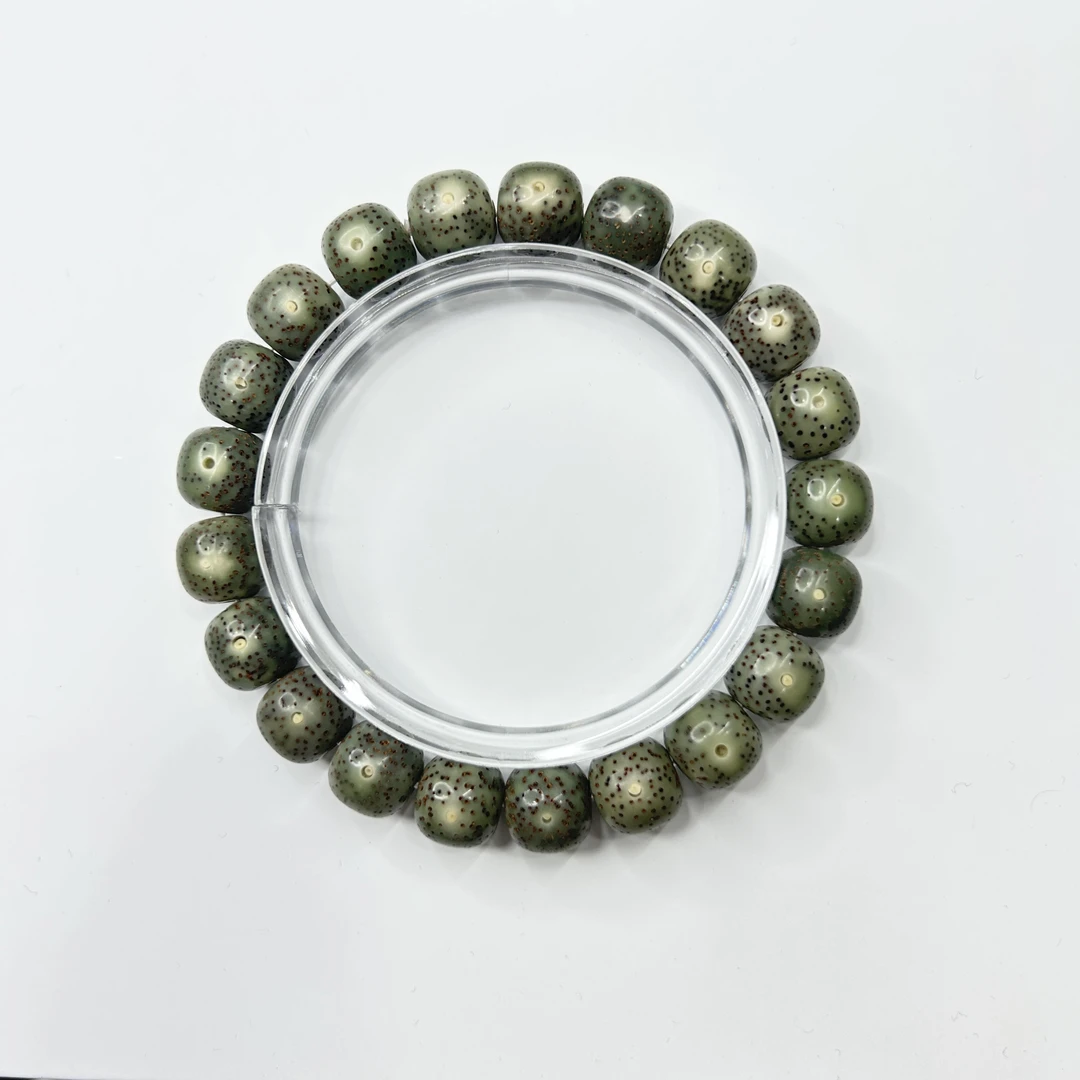 298/石玉料绿幽灵星月菩提手串 11x10mm