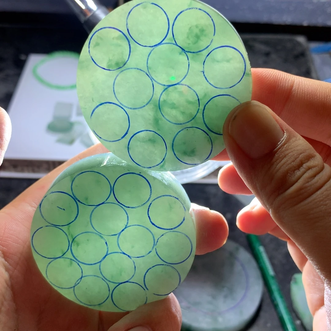 定制翡翠未镶嵌珠子