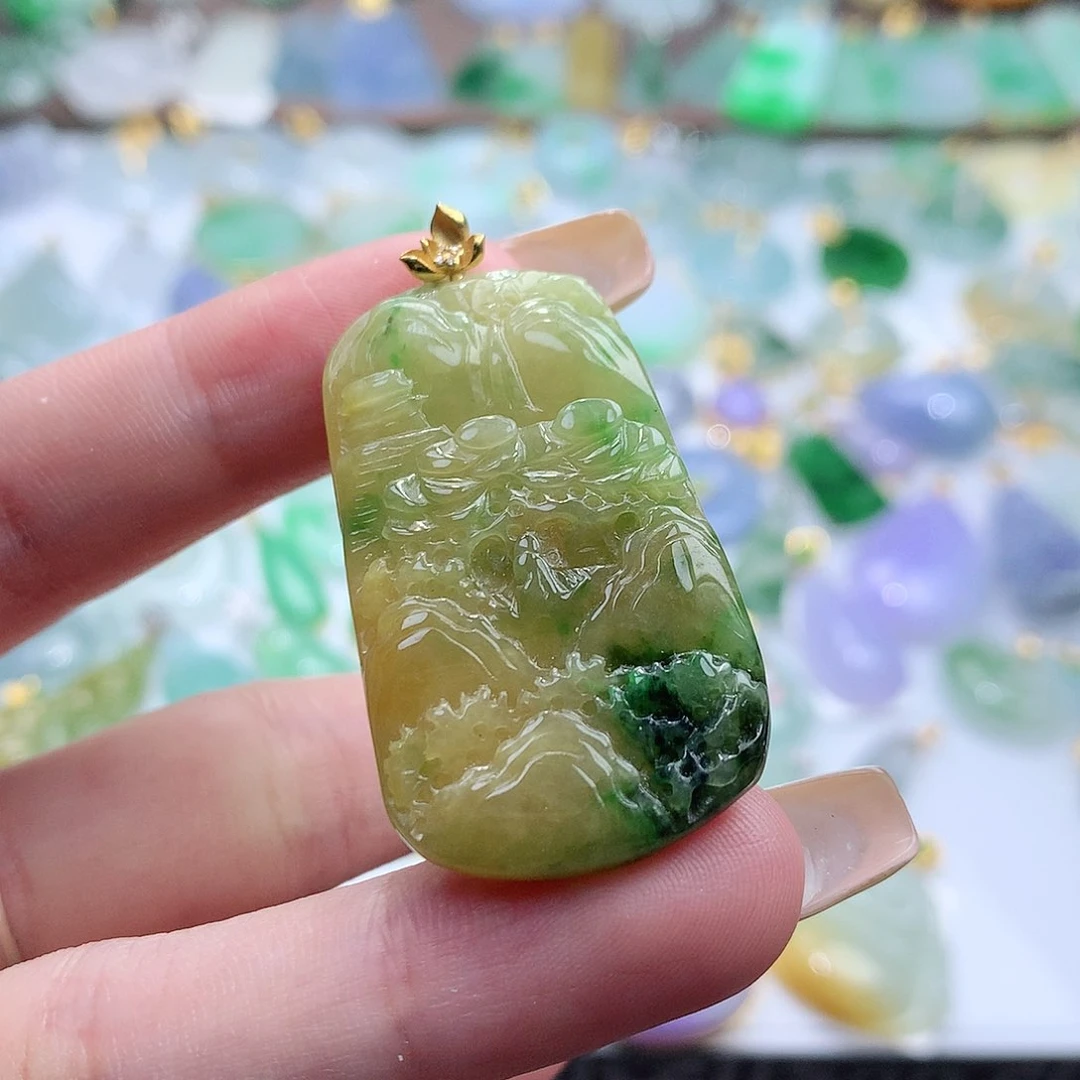 翡翠颈饰未镶嵌翡翠