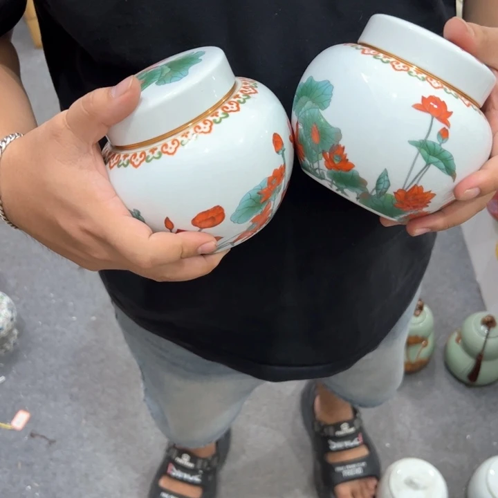 瑕疵福利品陶瓷茶叶罐介意勿拍