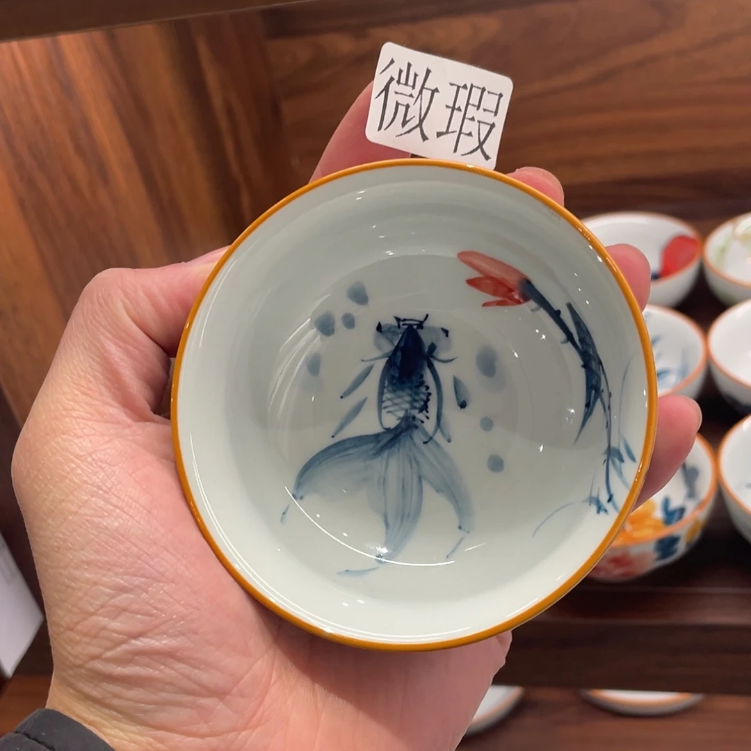 釉下手绘茶具微瑕