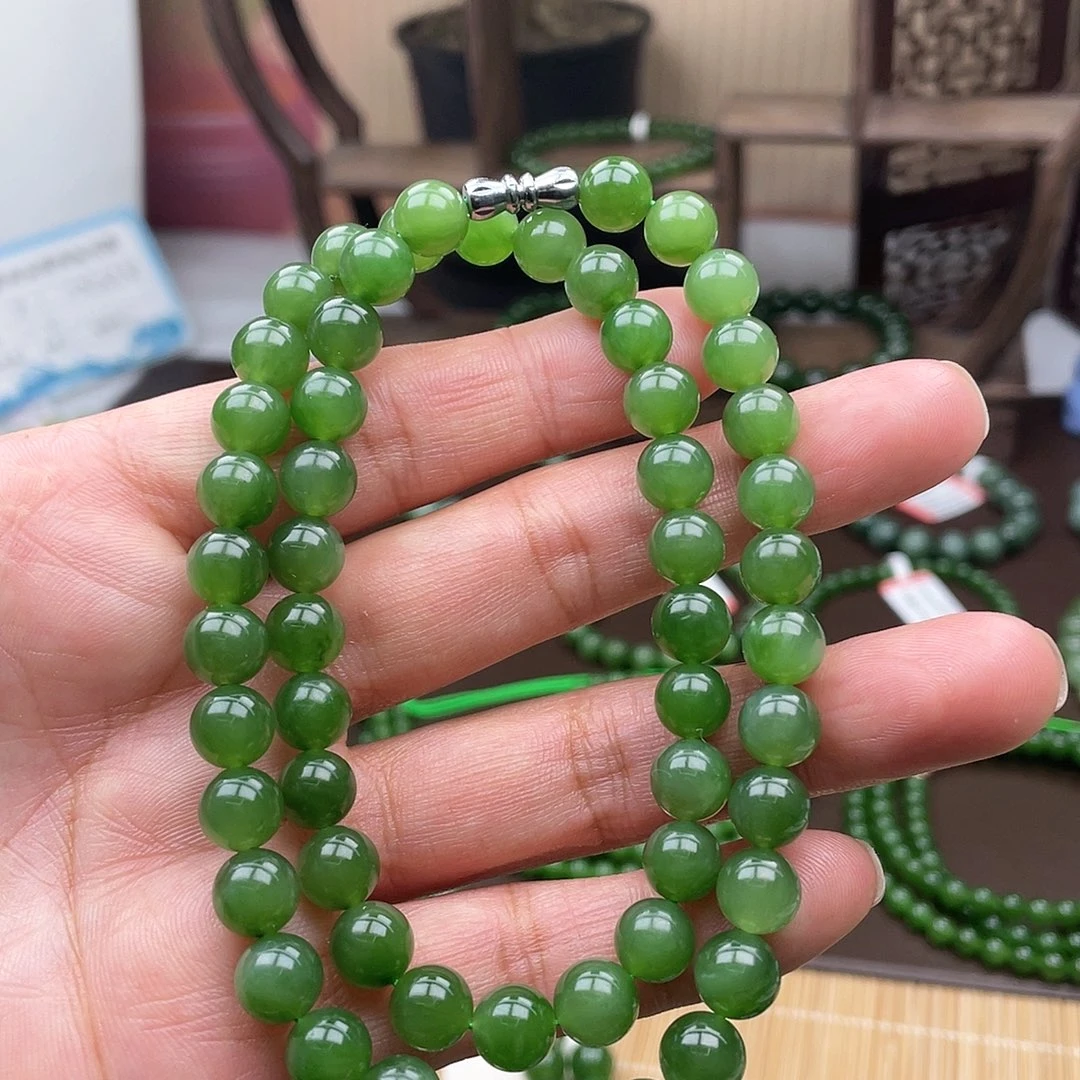 和田玉未镶嵌颈饰冰阳绿卡8