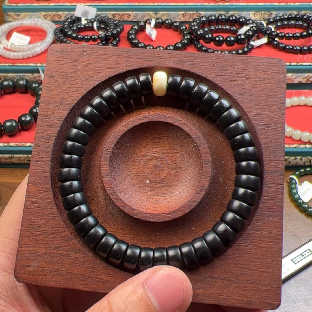 和田玉未镶嵌吊坠(不含链)