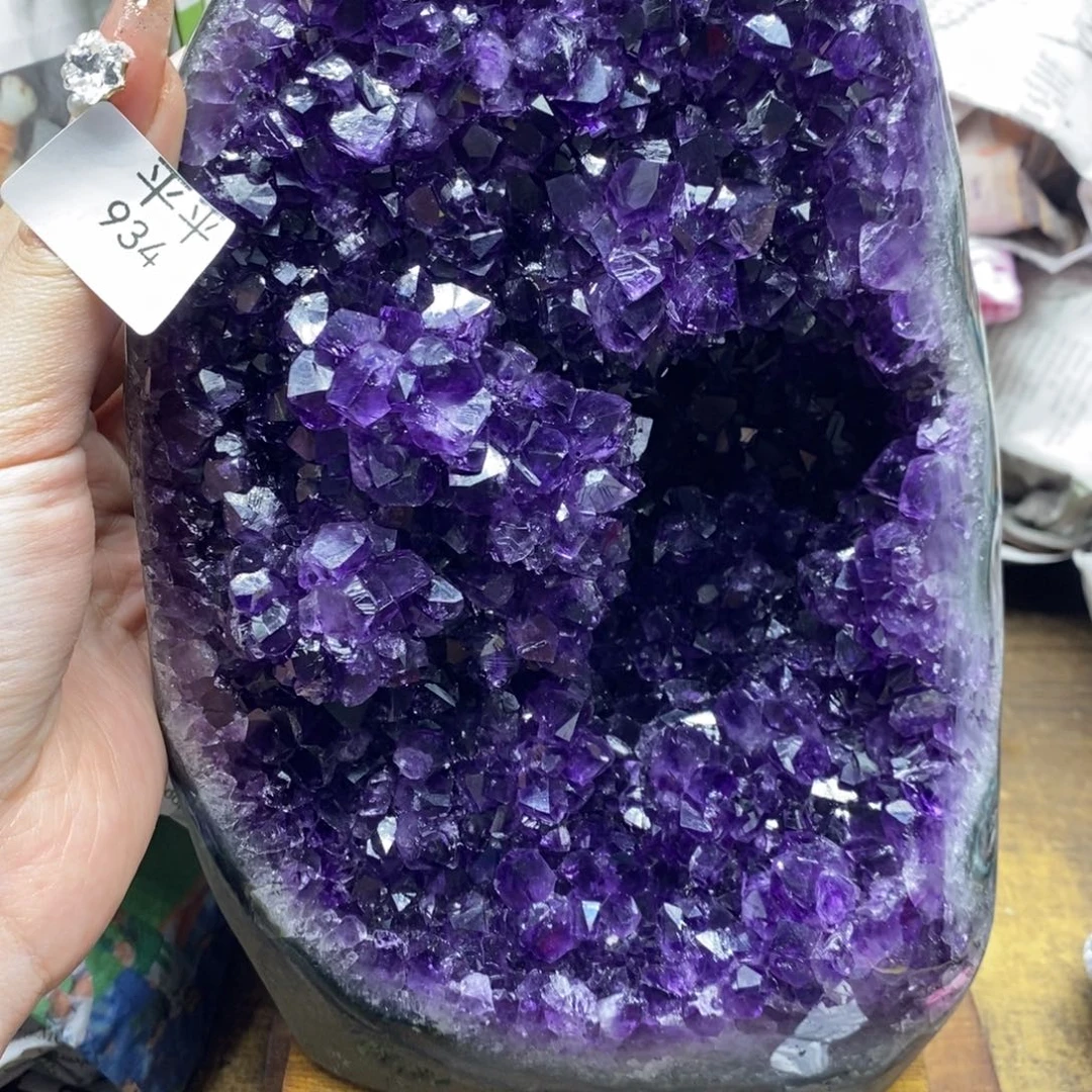 紫晶乌拉圭未镶嵌