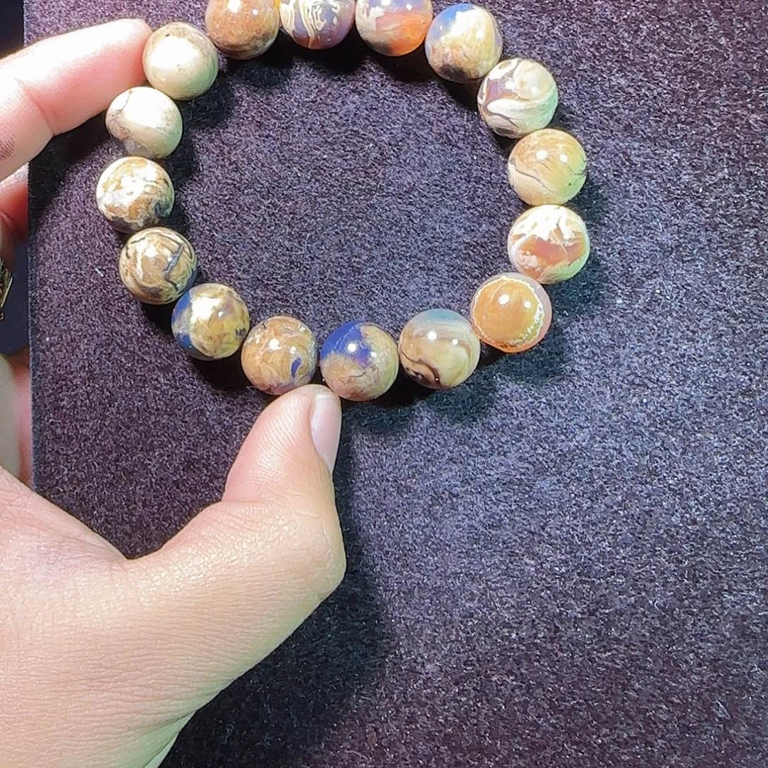 琥珀未镶嵌裸石琥珀