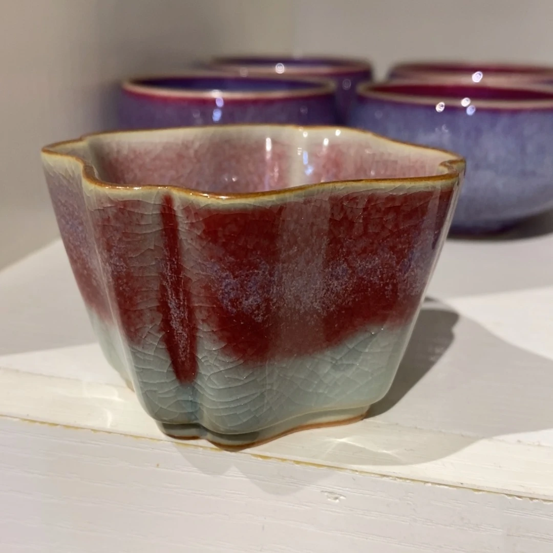 杯小***?333333333333333333333