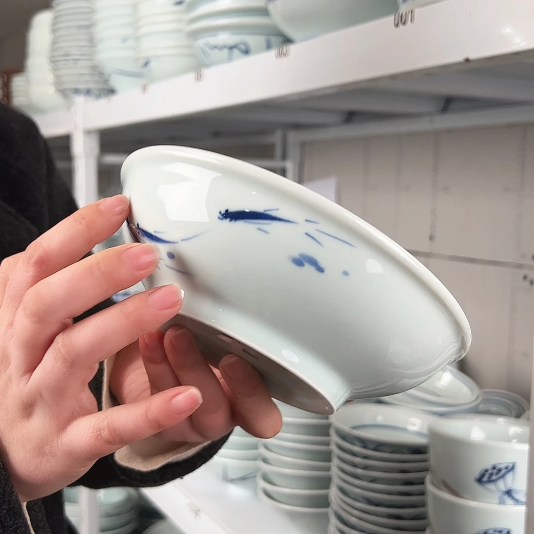 碗微瑕手绘鱼莲蓬7寸高足面碗