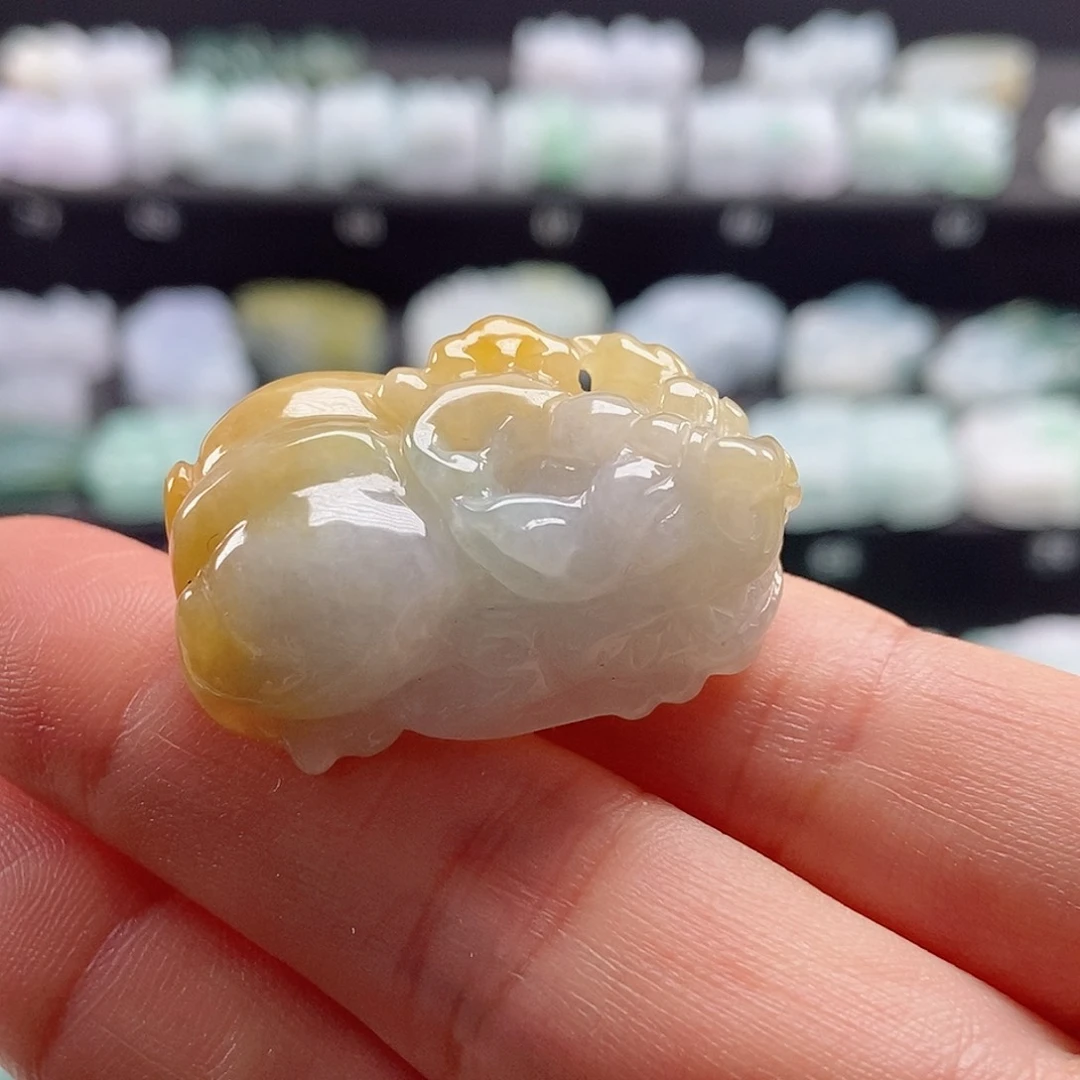 颈饰未镶嵌翡翠辛**拉翡翠貔貅