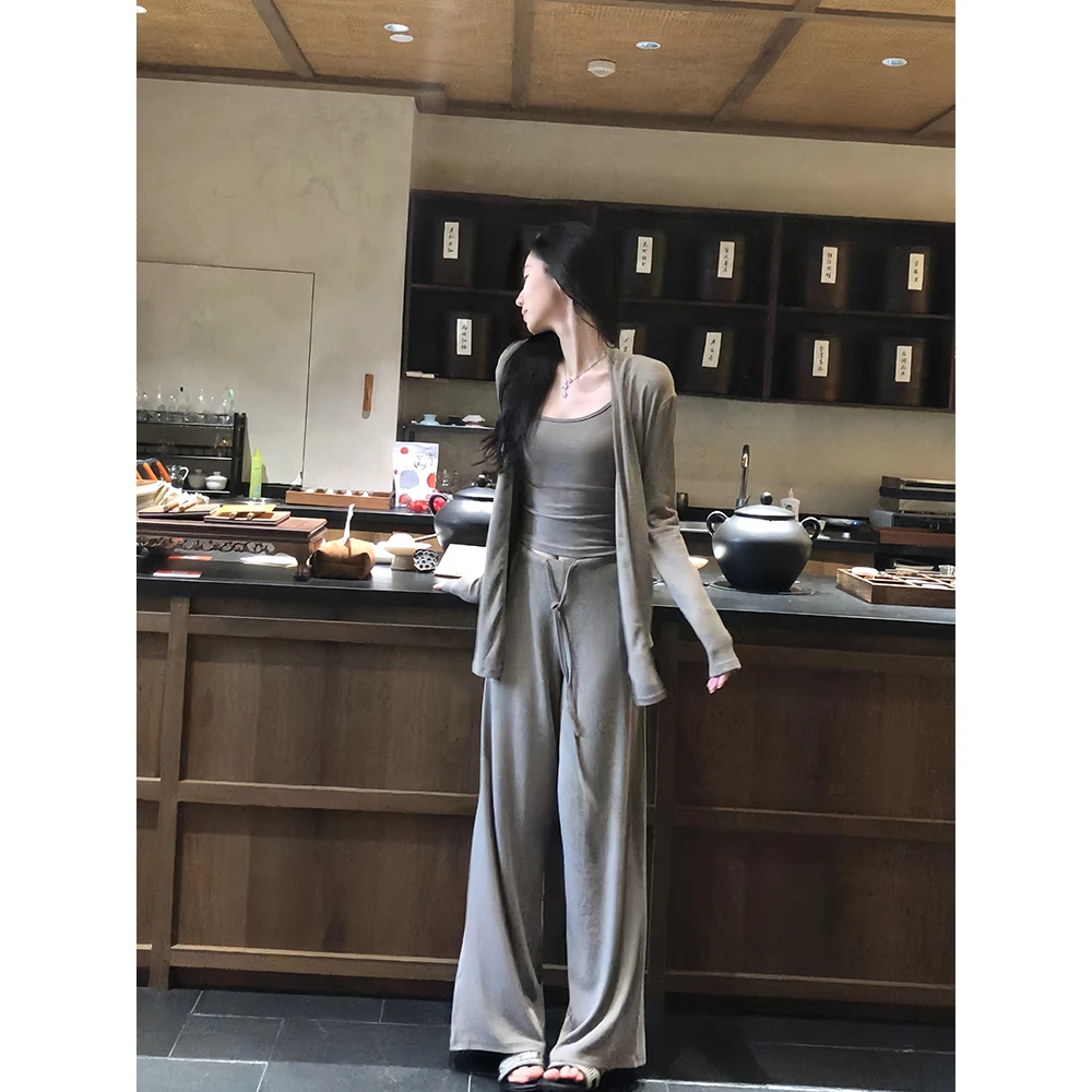 纯欲灰色针织背心开衫休闲裤睡衣女2025新款慵懒可外穿百搭三件套