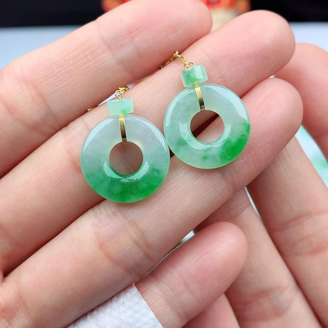 翡翠颈饰18K金镶嵌青*案翡翠