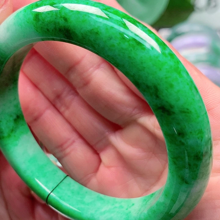 翡翠未镶嵌手镯天然翡翠手镯