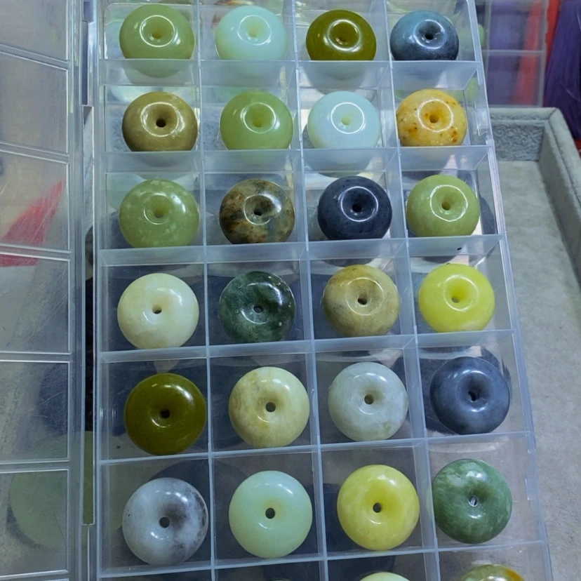 【闪购商品】蛇纹石玉其他未镶嵌69