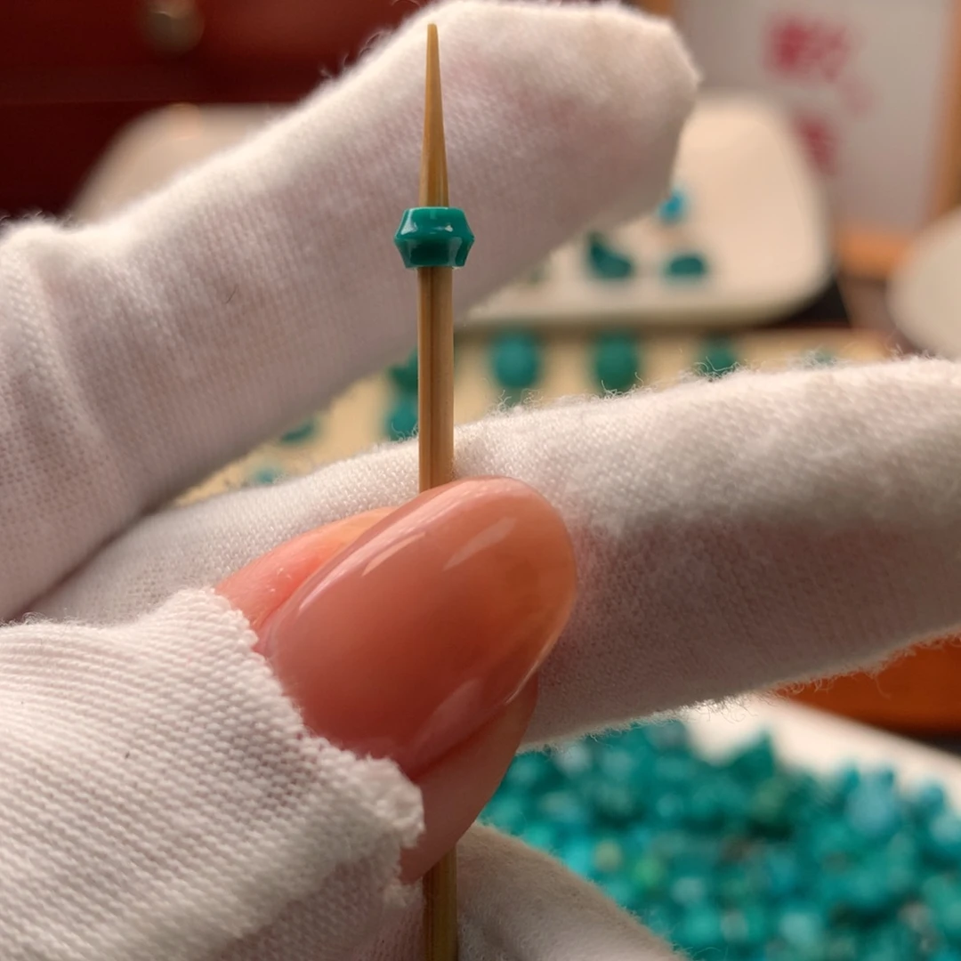 绿松石未镶嵌配饰