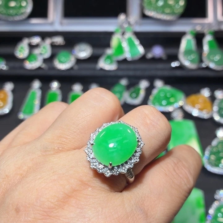 翡翠18K金镶嵌吊坠(不含链)翡翠