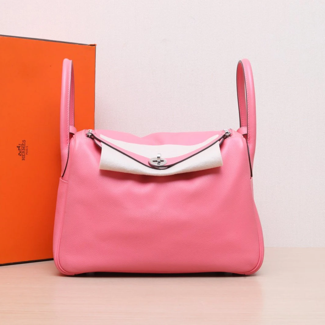 95新 Hermes/爱马仕 小花双双 Lindy 30 唇膏粉 TC皮 C刻 银扣 包