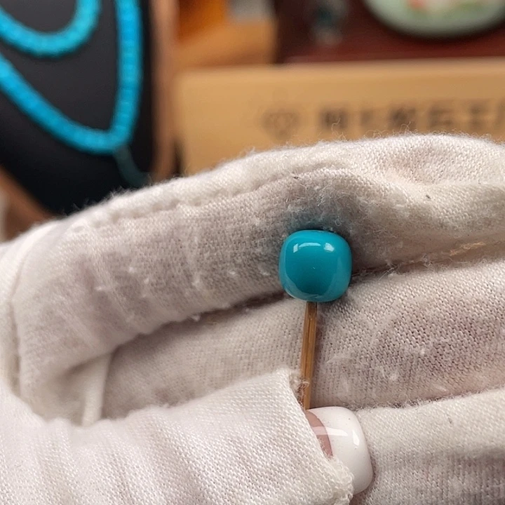 绿松石未镶嵌珠宝奇石8.2