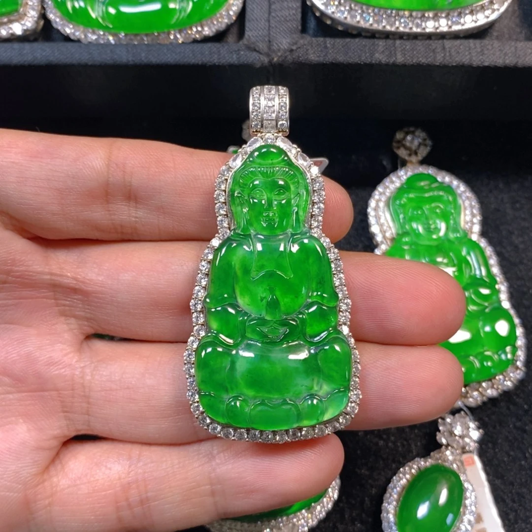颈饰银S925镶嵌翡翠观音吊坠