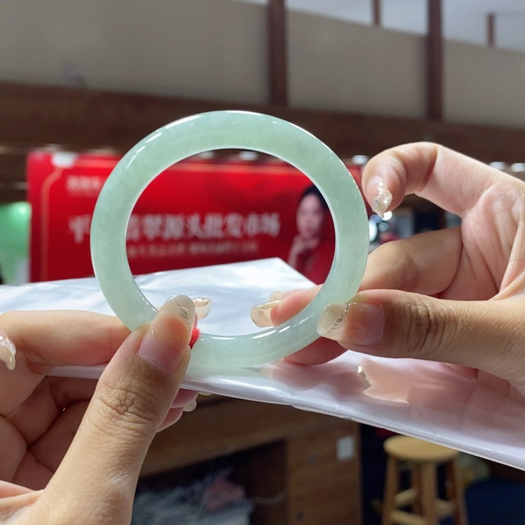 未镶嵌手镯翡翠翡翠