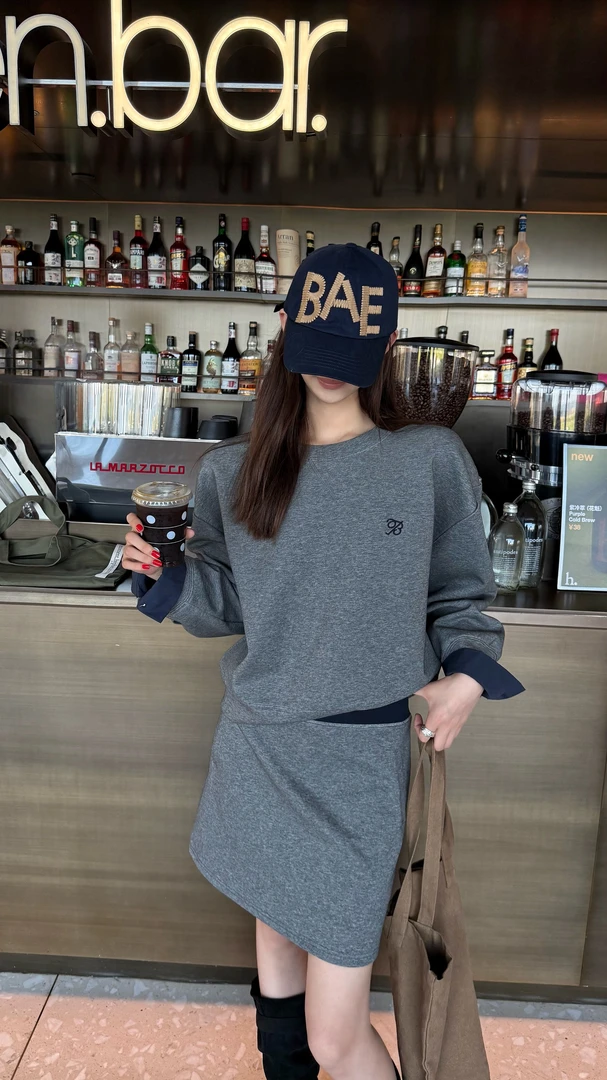 早秋新款韩系休闲风撞色袖口圆领卫衣半裙套装39321