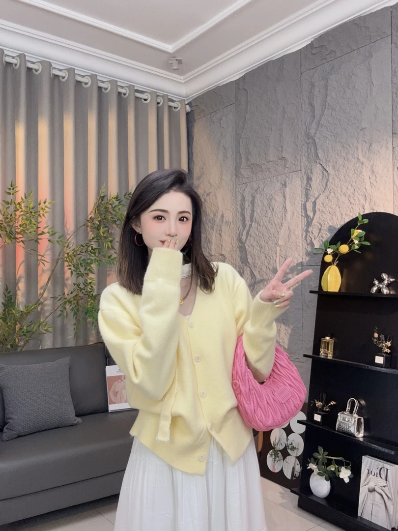 韩系春秋款时尚蕾丝飘带挂脖针织V领简约开衫女百搭毛衣外套减龄