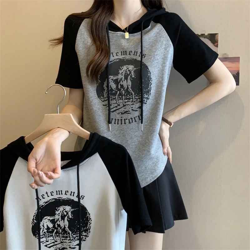 哺乳期外出连帽短袖月子服t恤女百搭减龄显瘦拼色插肩喂奶上衣