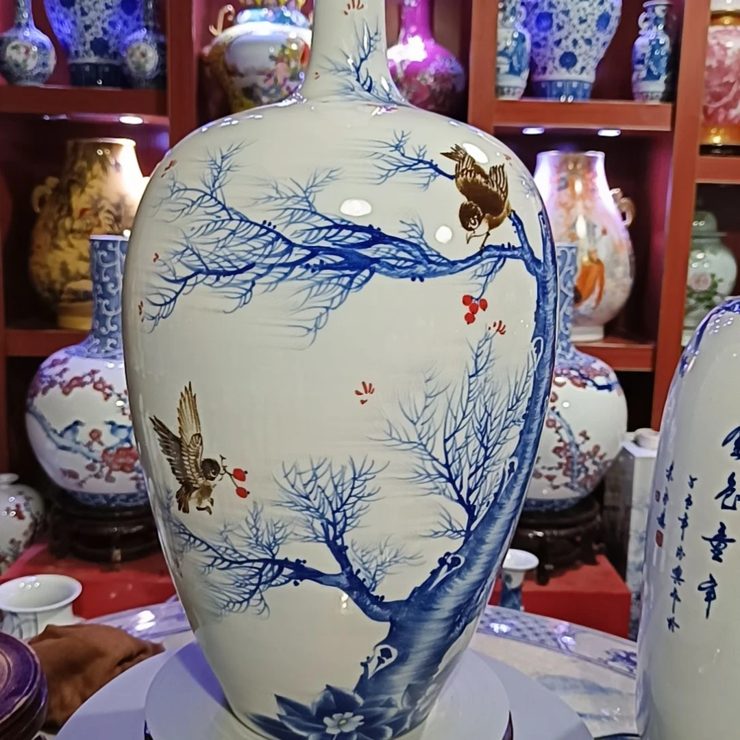 景德镇手绘陶瓷花瓶给****糖