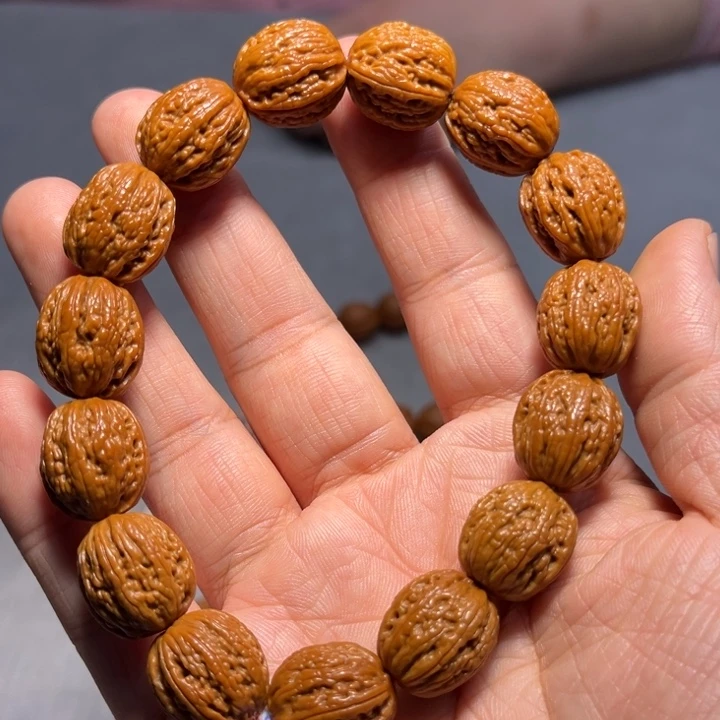 文玩核桃把件微瑕8358