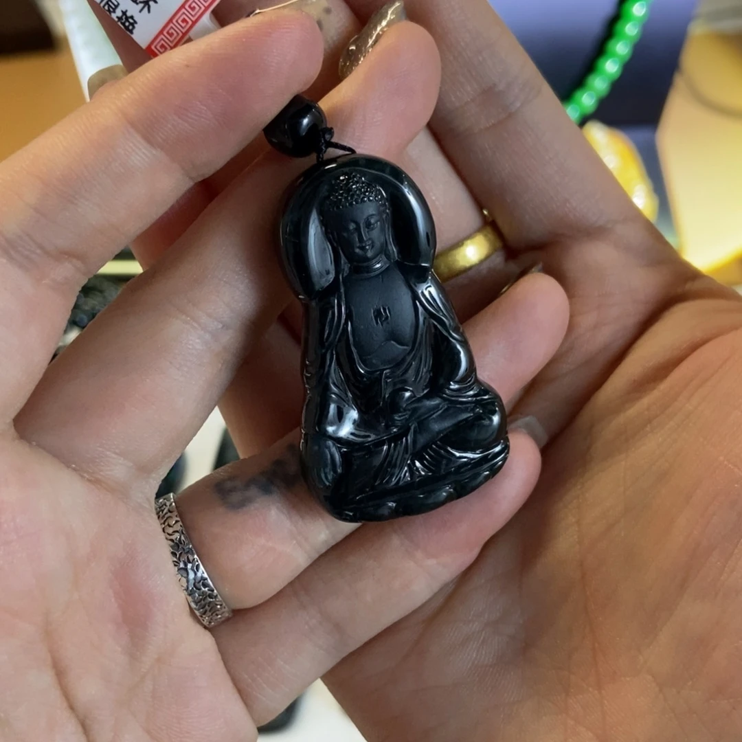 v***雕翡翠未镶嵌颈饰翡翠