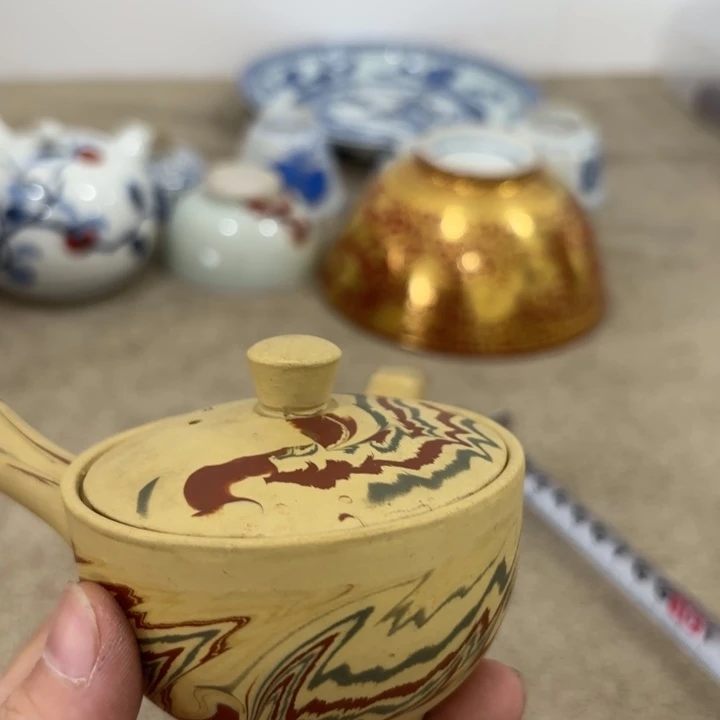 瓷片非常美丽好看的物品