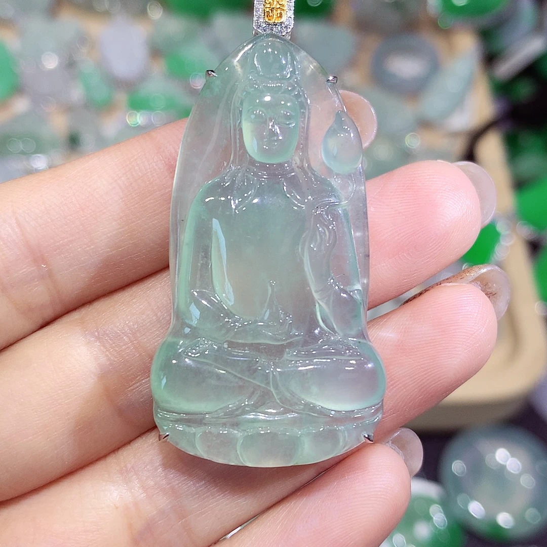 翡翠18K金镶嵌颈饰素衣