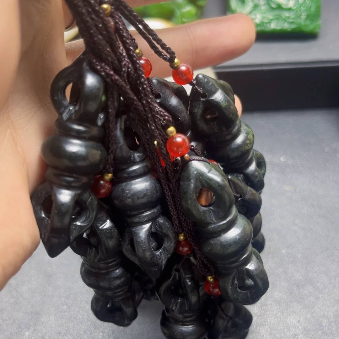 和田玉未镶嵌颈饰和田玉